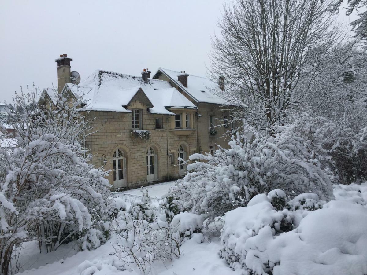 Manoir Des Cavaliers - Bnb Bed & Breakfast Chantilly Exterior photo